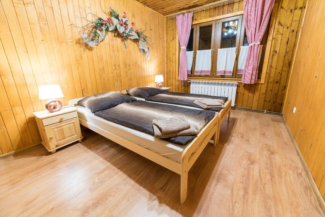Apartmany Nizke Tatry - Krpacovo Dolna Lehota Exterior photo