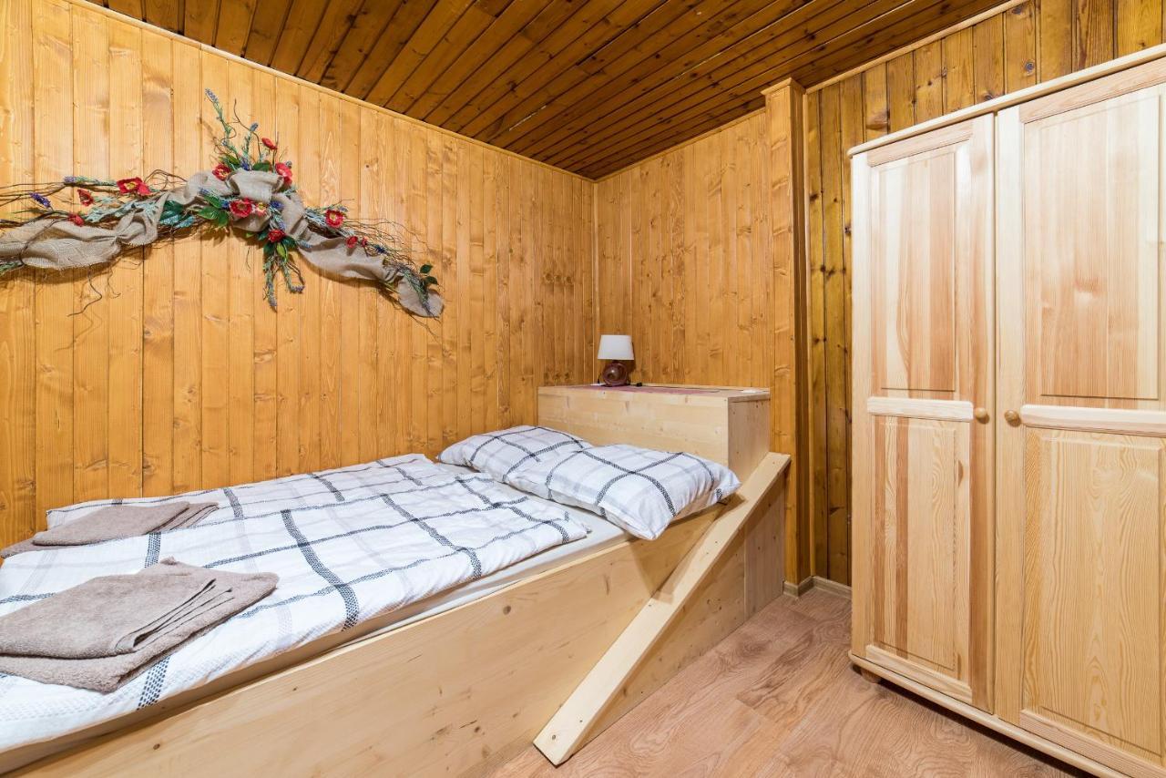 Apartmany Nizke Tatry - Krpacovo Dolna Lehota Exterior photo