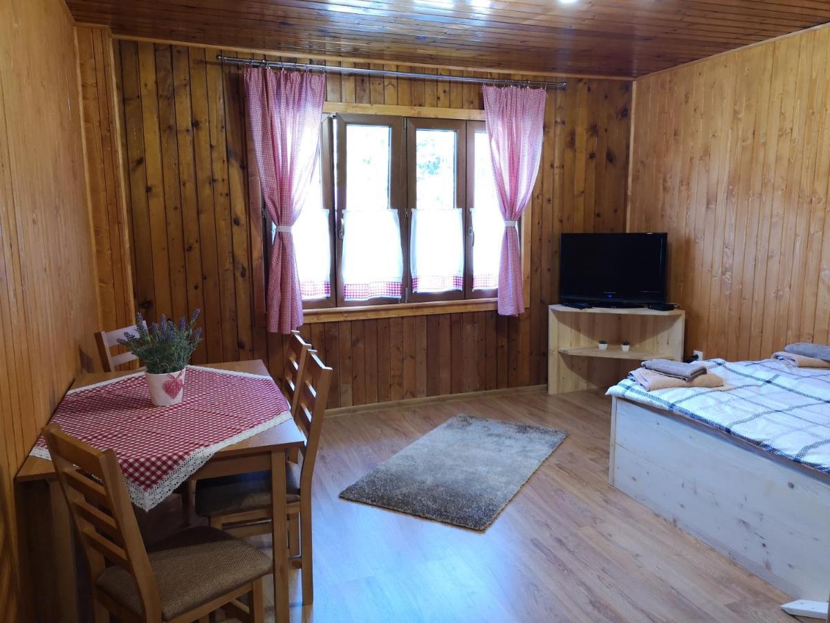 Apartmany Nizke Tatry - Krpacovo Dolna Lehota Exterior photo